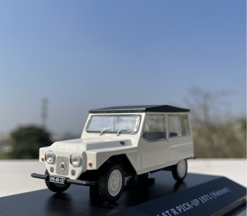 Vintage Collectible Toys For Sale - Новинка! Распродажа! Масштаб 1/43. Специальная цена.