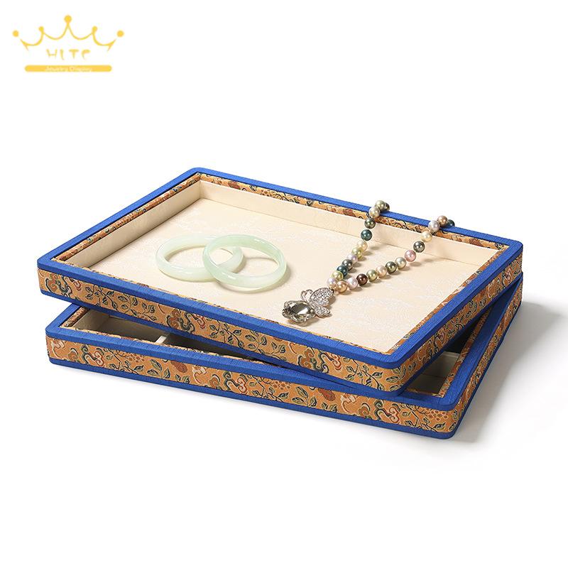 Винтажный поднос для демонстра – обзор и цена Vintage Collectible Jewelry