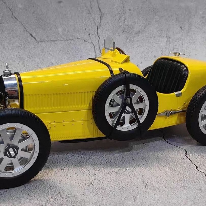 Коллекционная модель автомобил – обзор и цена Vintage Collectibles Toys